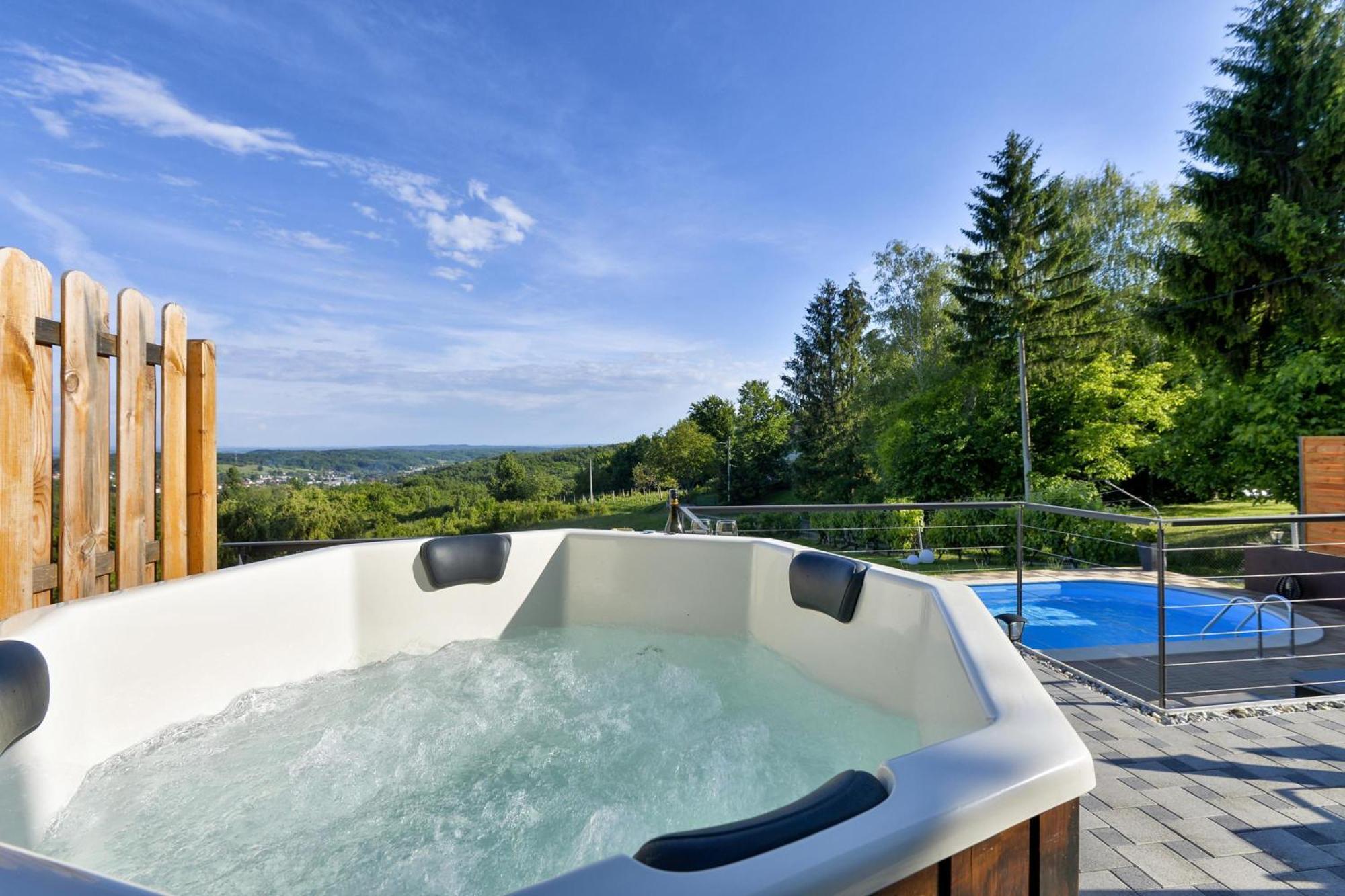 Jura'S Wellness House - Happy Rentals Biskupec Zelinski エクステリア 写真