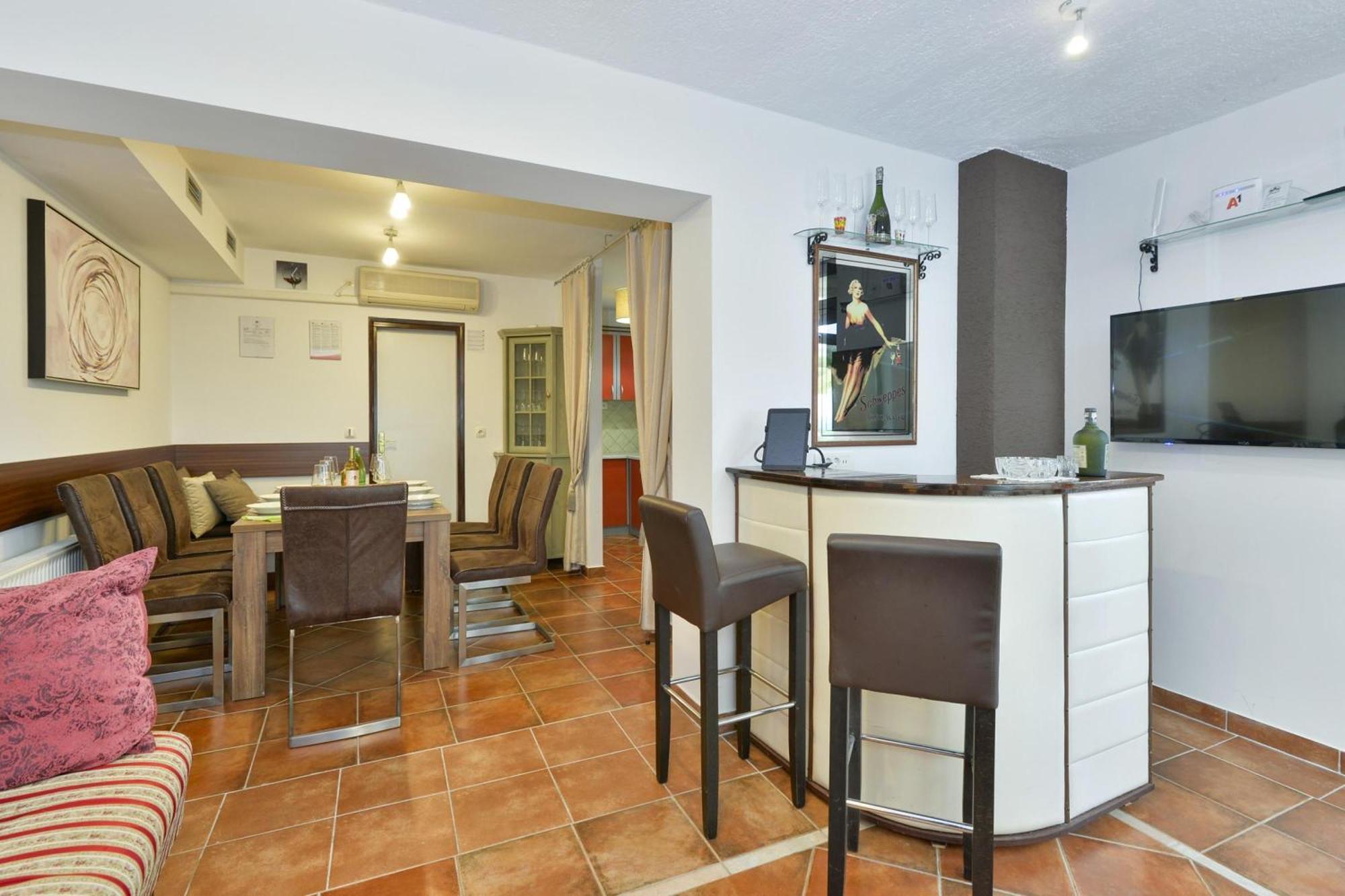 Jura'S Wellness House - Happy Rentals Biskupec Zelinski エクステリア 写真