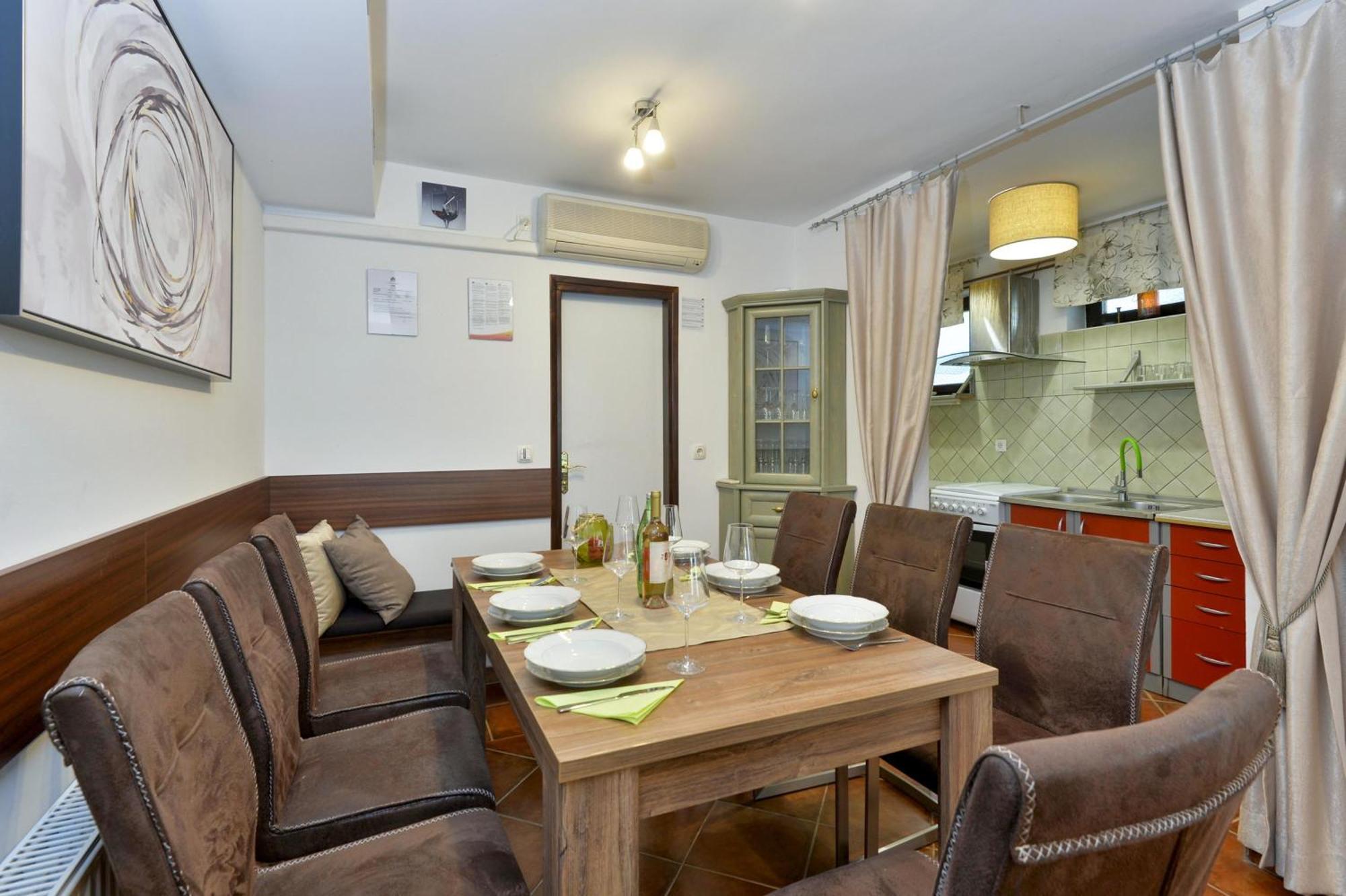 Jura'S Wellness House - Happy Rentals Biskupec Zelinski エクステリア 写真